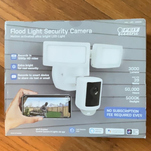 Feit Electric LED 1080P HD Smart Flood Security Light - Picture 8 of 9